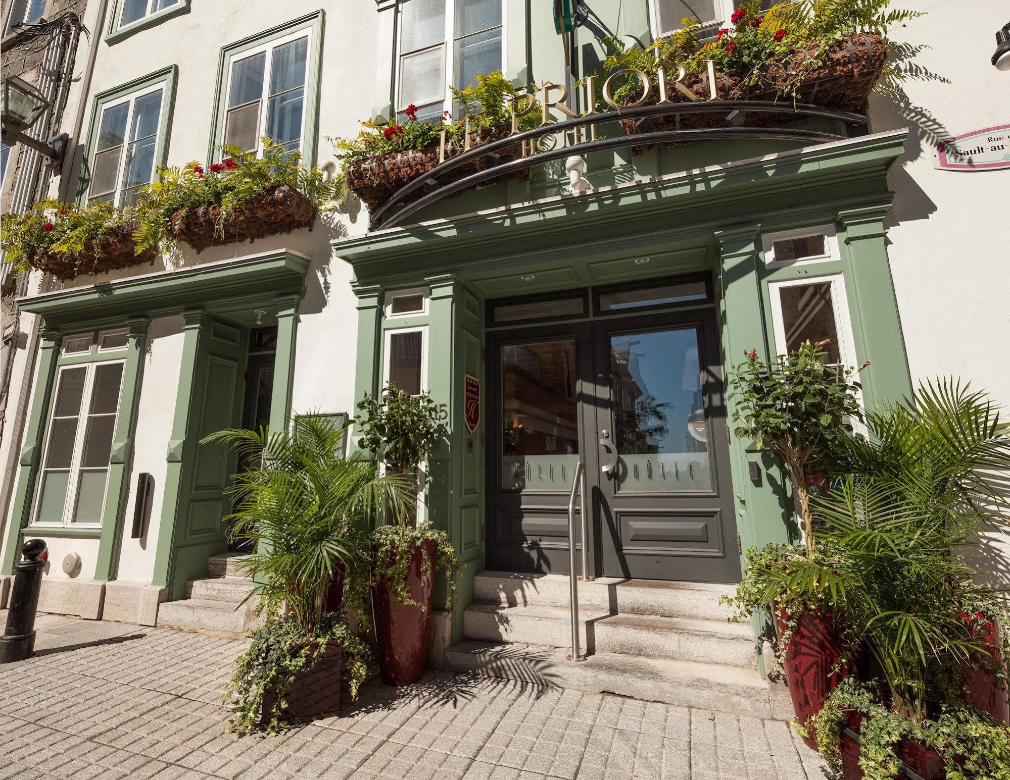 Hotel Le Priori Quebec City Exterior photo